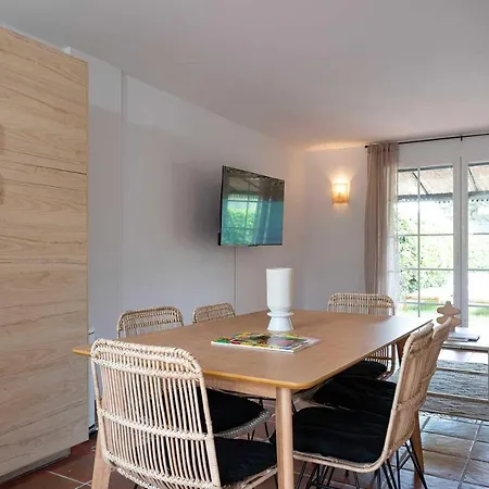 Sublime Flat With Parking And Swimming Pool - Centre Of St Tropez- 2br6p * Σαιν-Τροπέ